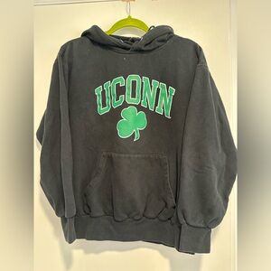 MV Sport Y2K UCONN Sz:M black Shamrock hoodie. St. Patrick Day. March Madness.